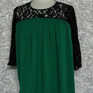 ECLAIR Size XS Green and Black Lace Neckline & Sleeves Back Keyhole Blouse